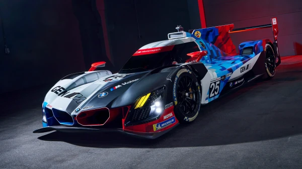 Bmw M Hybrid V8 5K
